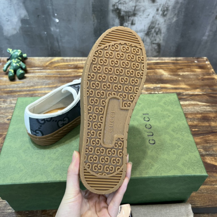 G*u*i  low-top sneaker