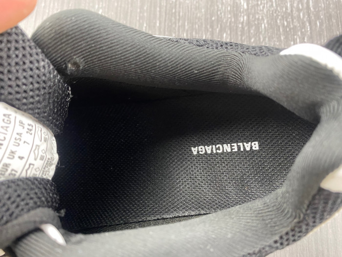 Ba*len*cia*ga x-pander