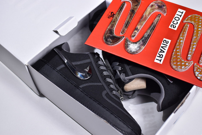 travis scott x nike air force 1 black aq4211-001