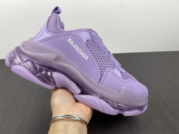 blcg sneaker triple.s.