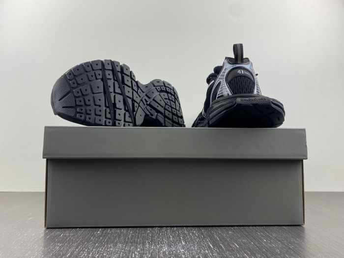 Ba*len*cia*ga -phantom sneakers