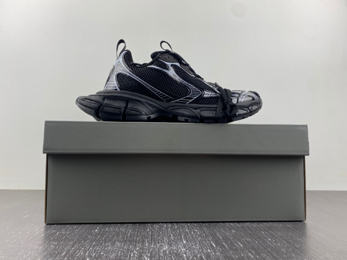 Ba*len*cia*ga -phantom sneakers