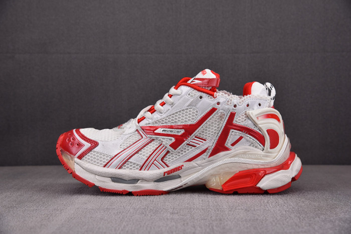 Ba*len*cia*ga -runner