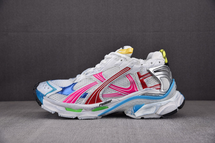 Ba*len*cia*ga -runner