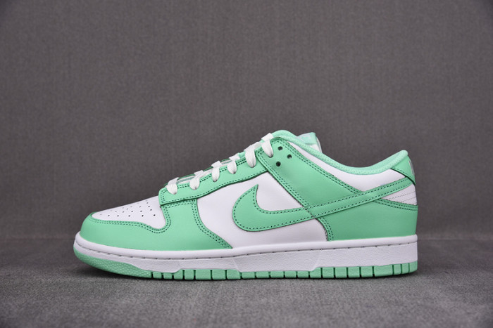 nike dunk low green glow dd1503-105