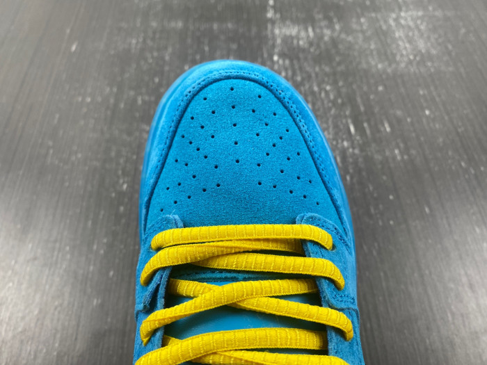 the powerpuff girls x nike sb dunk low “buttercup” fz8319-300