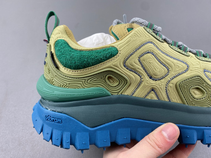 moncler trailgrip gtx