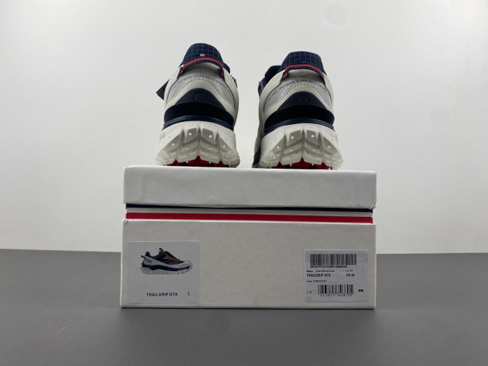 moncler trailgrip gtx