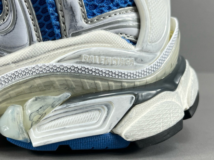 Ba*len*cia*ga -runner